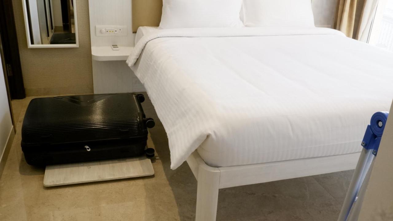 Relohomes Serviced Apartment Mumbai Exteriör bild