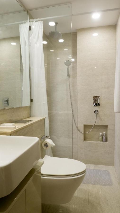 Relohomes Serviced Apartment Mumbai Exteriör bild